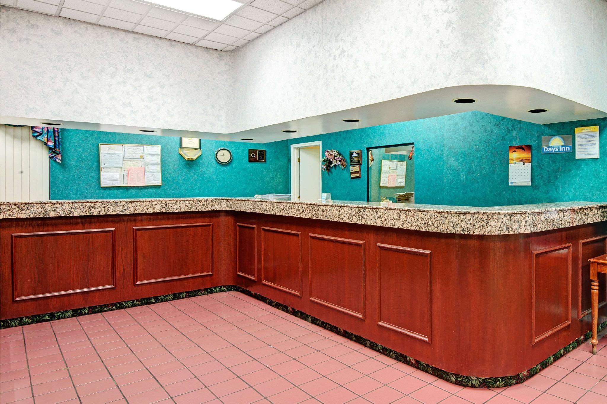 Super 8 By Wyndham Nashville Near Downtown / I-40 Exterior foto
